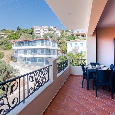 Agapi'S Luxury Apartment Pylos Exterior photo